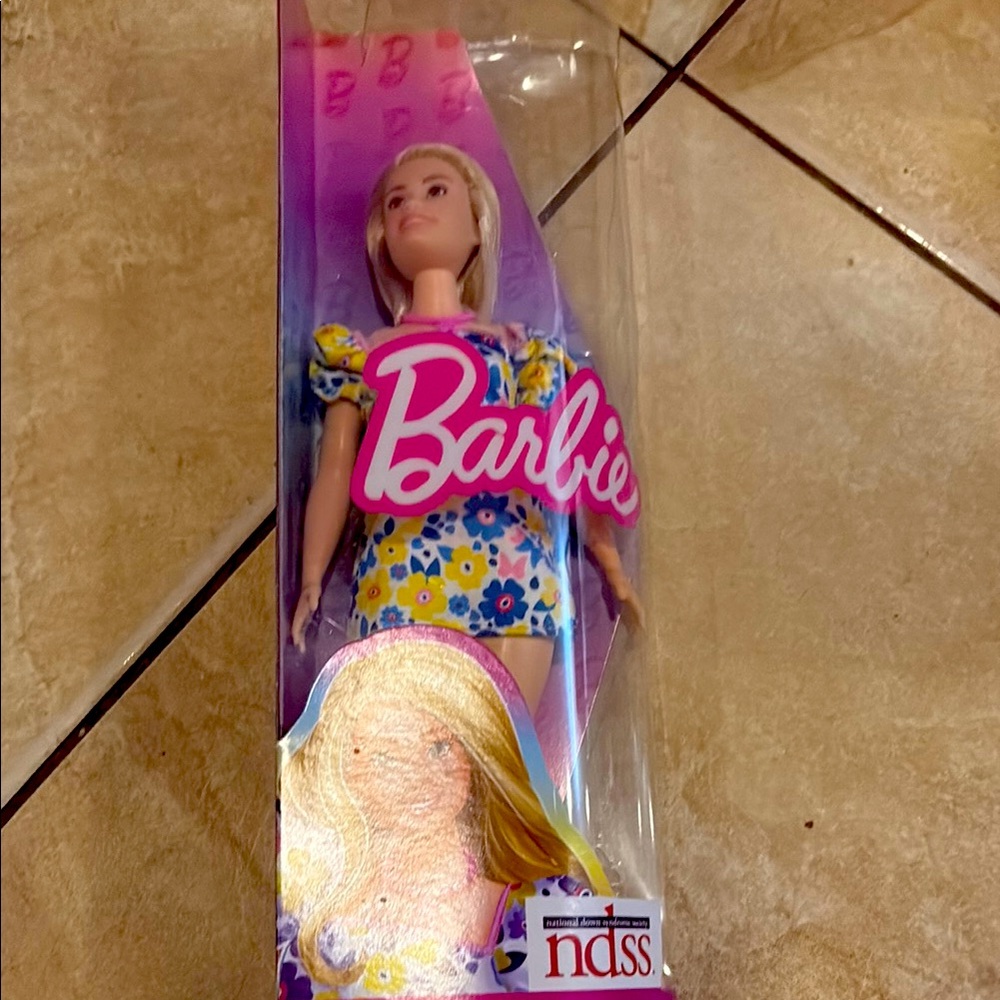 Barbie Blue and Yellow Dolls & Accessories Collection
